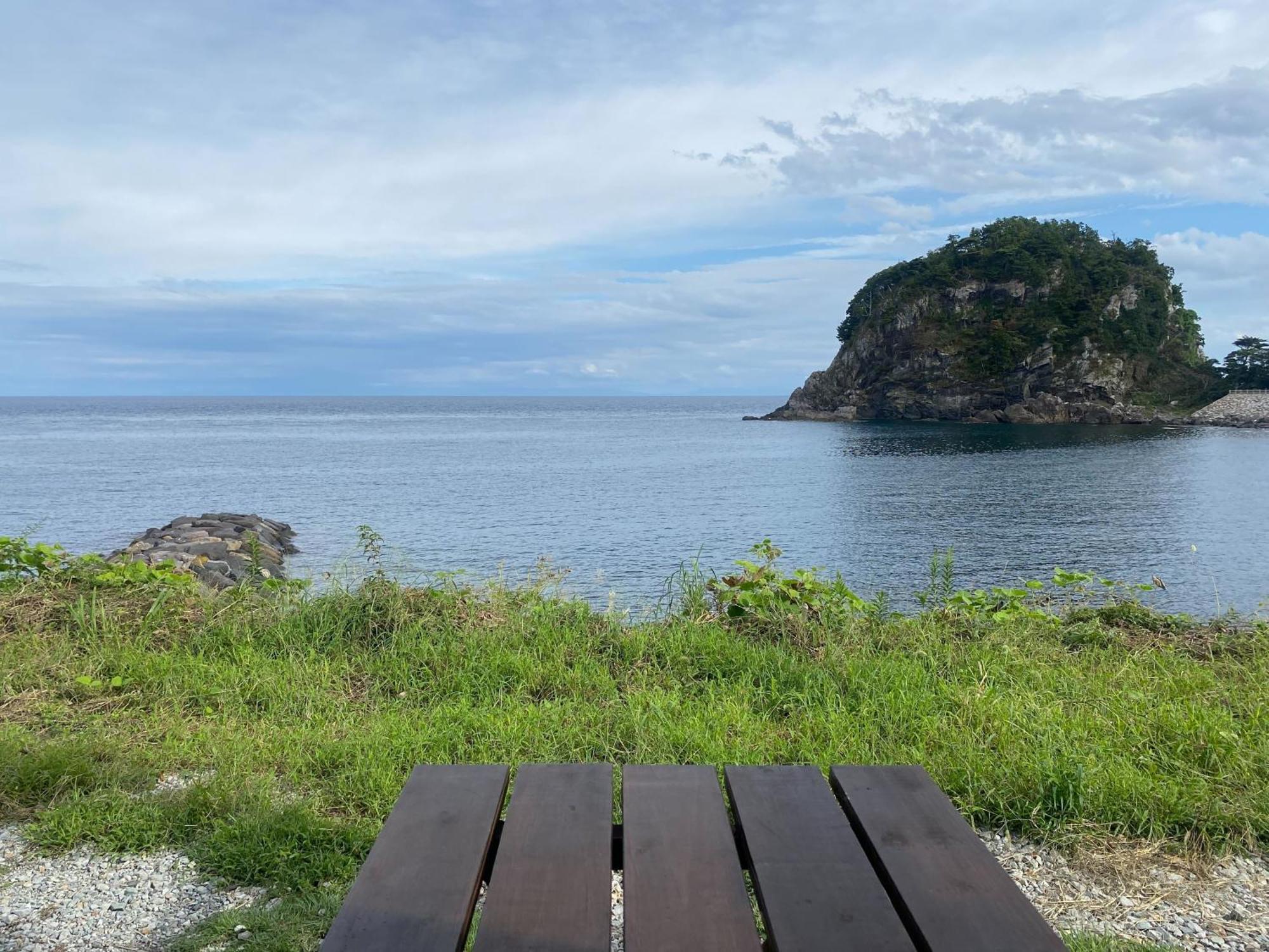 Retreat佐渡風島 グランピング- Self Check-In Only Hotel Sado Екстериор снимка